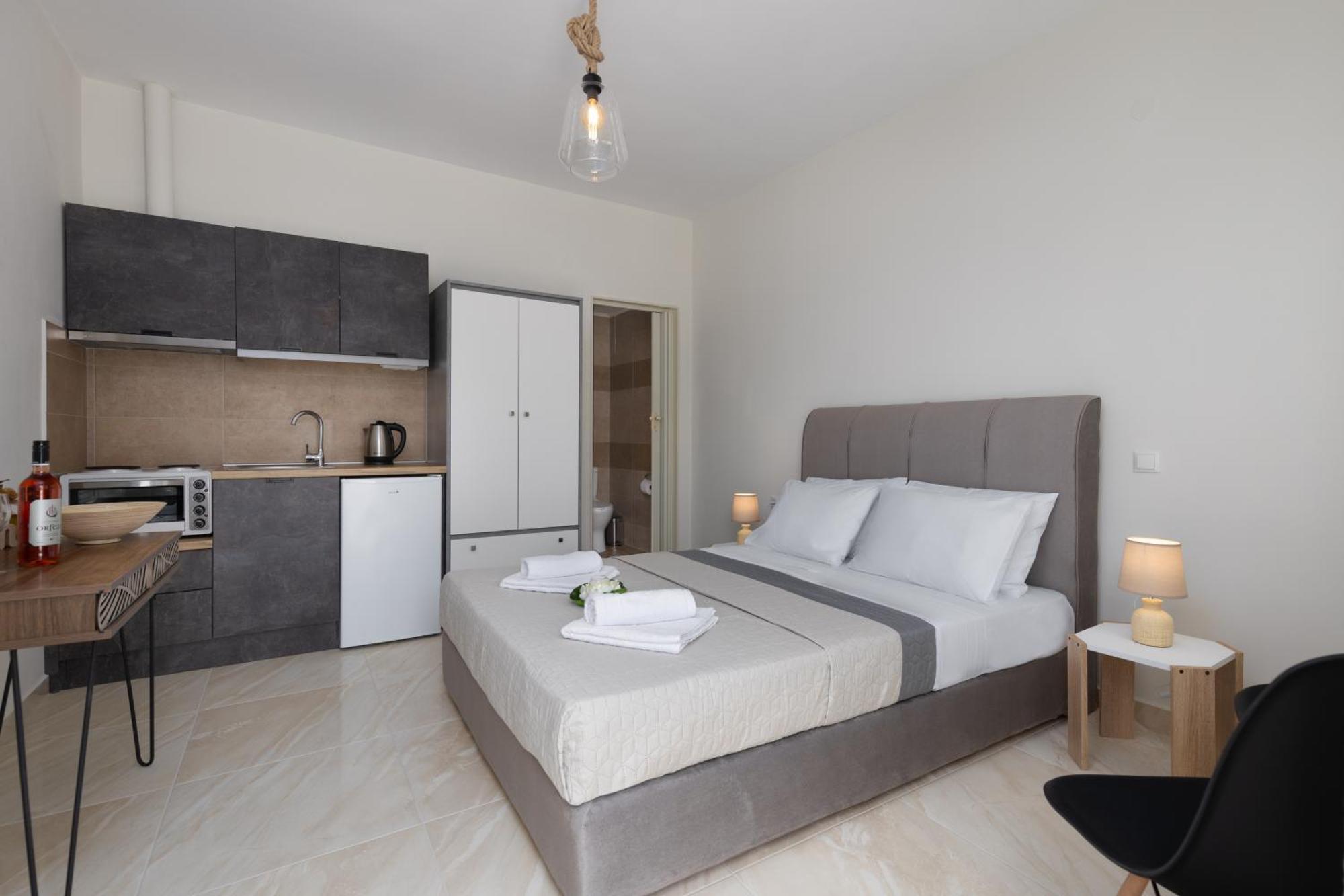 Sunny 2 Apartment